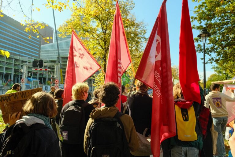 KOM 14 NOVEMBER WEL DEMONSTREREN: ‘WIJ LATEN ONS NIET UIT ELKAAR SPELEN’